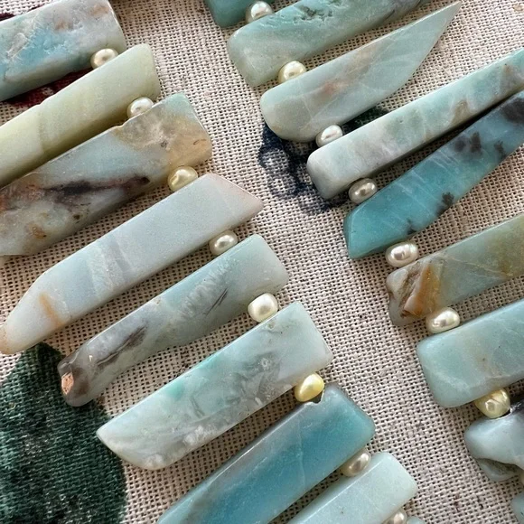 Handmade Amazonite & freshwater pearl bohemian tribal statement necklace - Picture 7 of 7